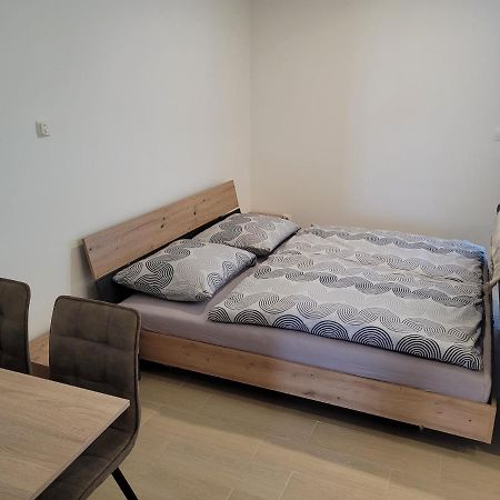 Apartman Neva Galanta Eksteriør billede