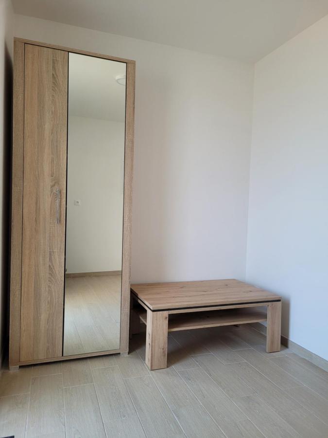 Apartman Neva Galanta Eksteriør billede
