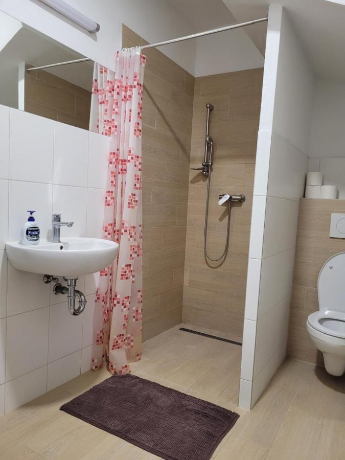 Apartman Neva Galanta Eksteriør billede